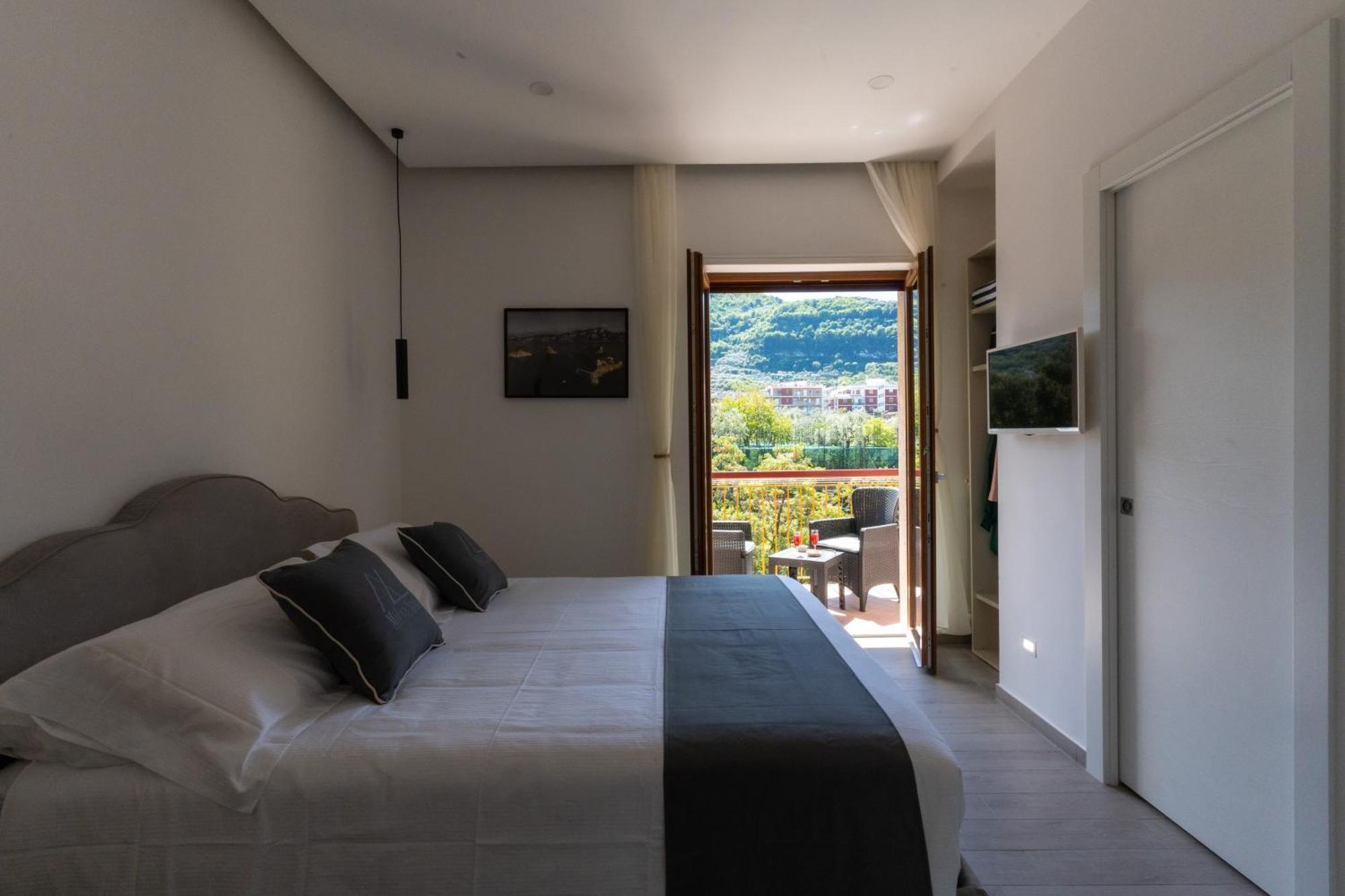 Mifra Suites Półwysep Sorrentyński Zewnętrze zdjęcie